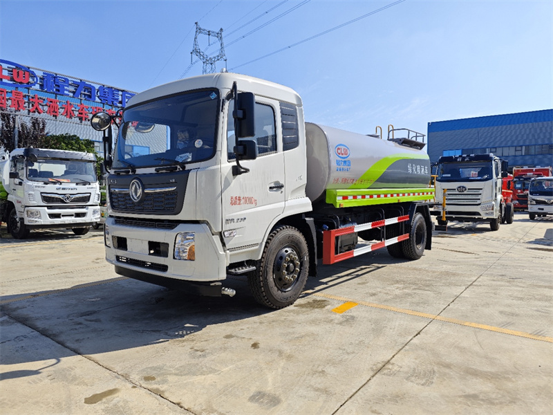 國(guó)六12-14方東風(fēng)天錦灑水車